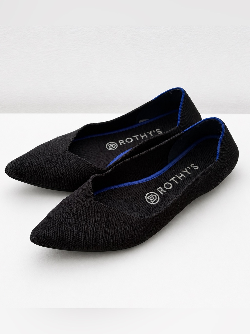 Rothy’s The Point Ballet Flats Women’s 7.5 Black Blue Trim Washable Knit Shoes